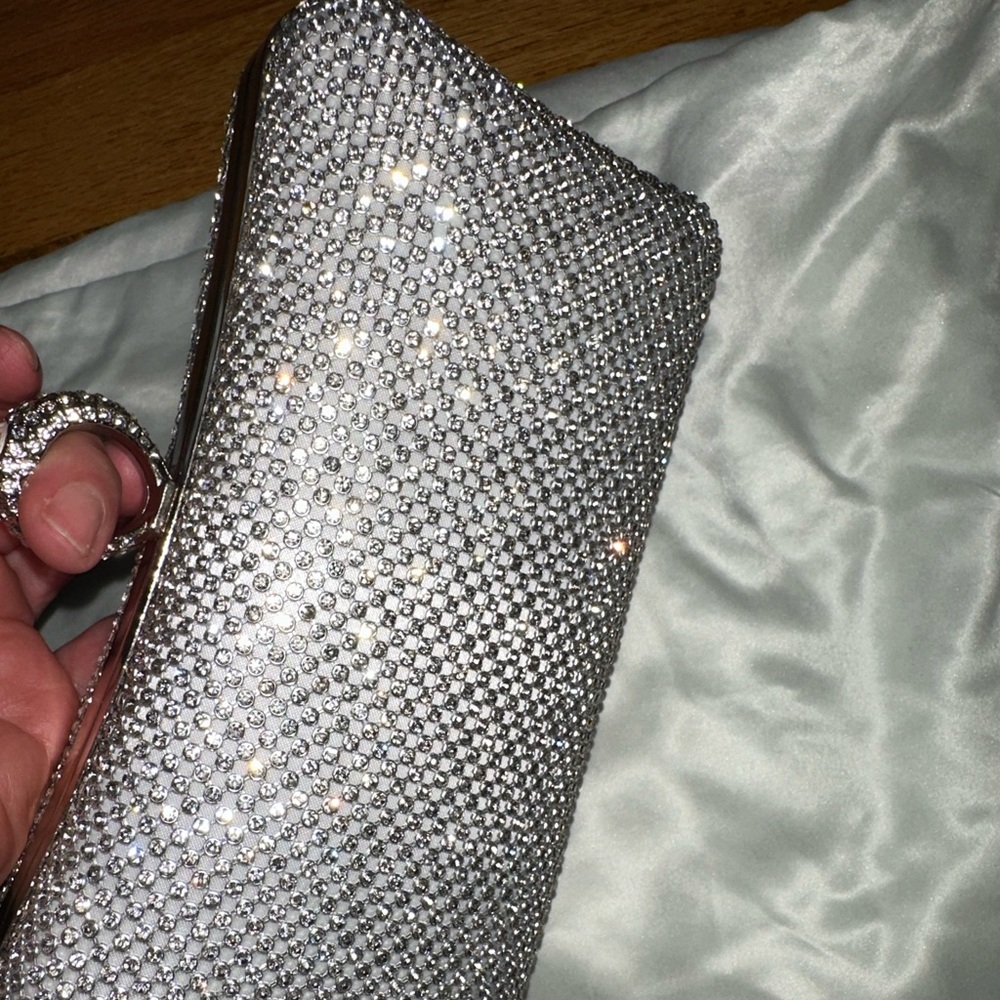 Like New! Bridal Rhinetone ring holder embellished clutch.